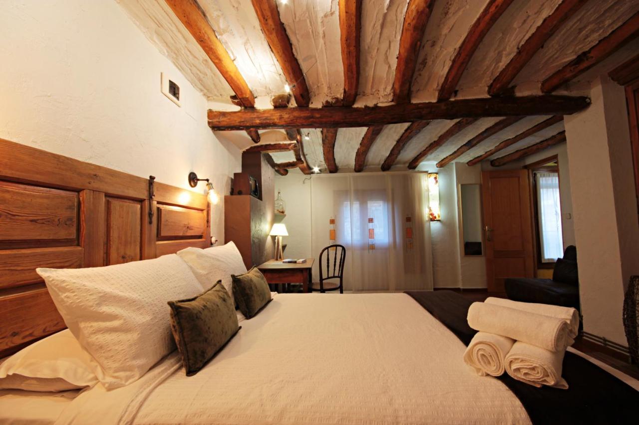 Domitila Rooms Clavijo Exteriér fotografie